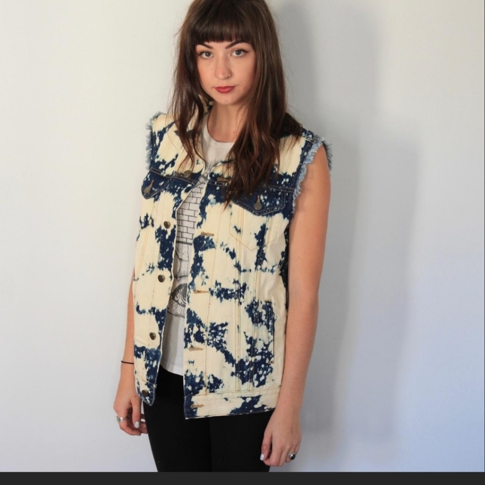 Urban Outfitters Blue and Cream Vest